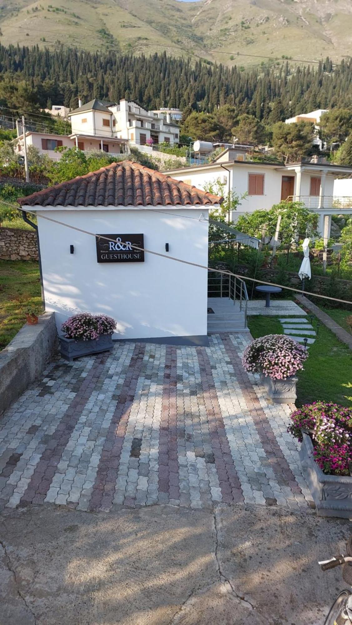 فندق R&R Gesthouse Široka المظهر الخارجي الصورة